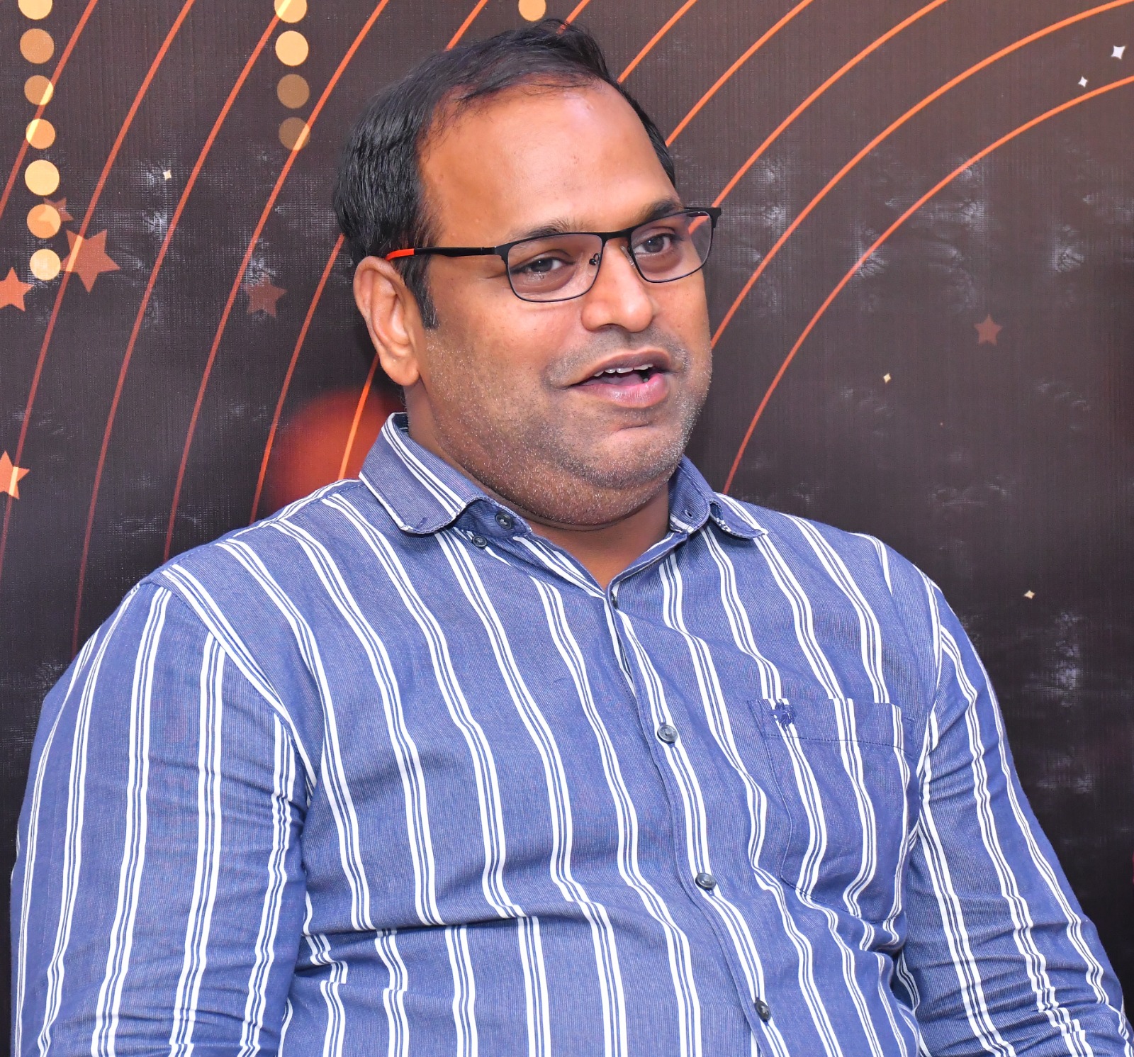 Mr. S. Dinesh